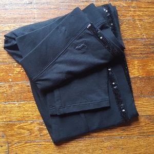 *NEVER WORN* Victorias Secret leggings